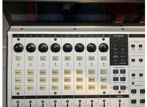 Mackie Control Universal Pro (57984)