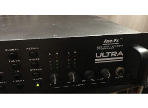 Fractal Audio Systems Axe-Fx Ultra (34426)