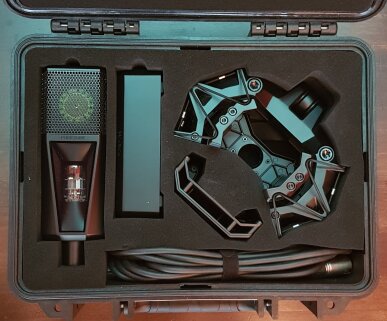 Lewitt Pure Tube : Lewitt Box Inside 2 Lewitt Pure Tube : Lewitt Box Inside 2