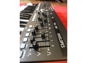 Behringer DeepMind 6 (56466)