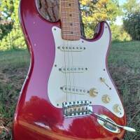 FENDER Stratocaster AVRI57' 1991 Candy Apple Red