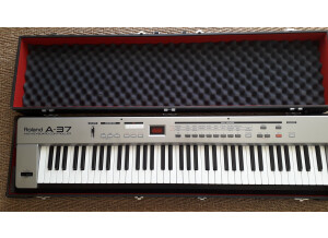 Clavier A37