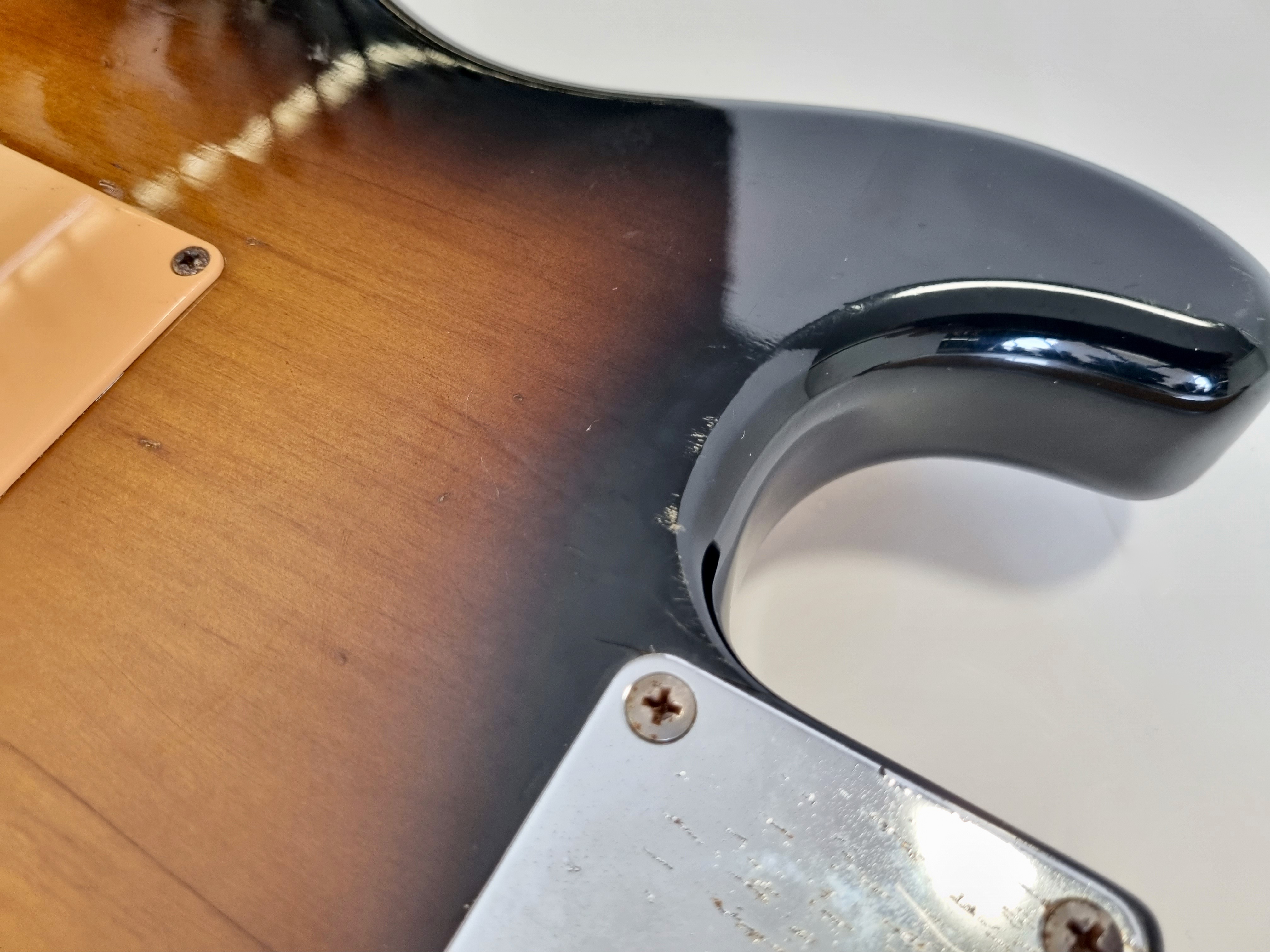 Fender ST57-xx (85100)