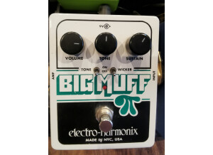Electro-Harmonix Big Muff Pi with Tone Wicker (98115)