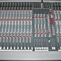 VD console Allen &Heath GS3V pour 24 prémps ou sommation.