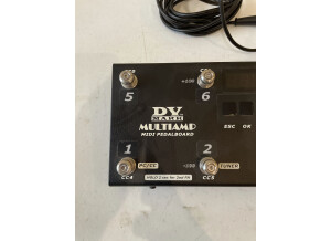 DV Mark Multiamp MIDI Pedalboard