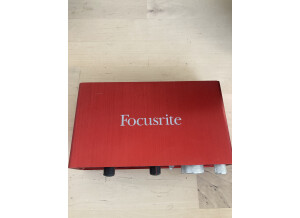 Focusrite Scarlett2 2i2 (1392)