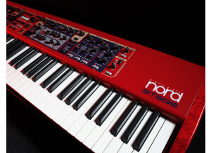 Clavia Nord Stage (Revision B - 88 touches)
