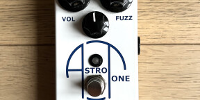 Analog Man AstroTone Fuzz - Blanc