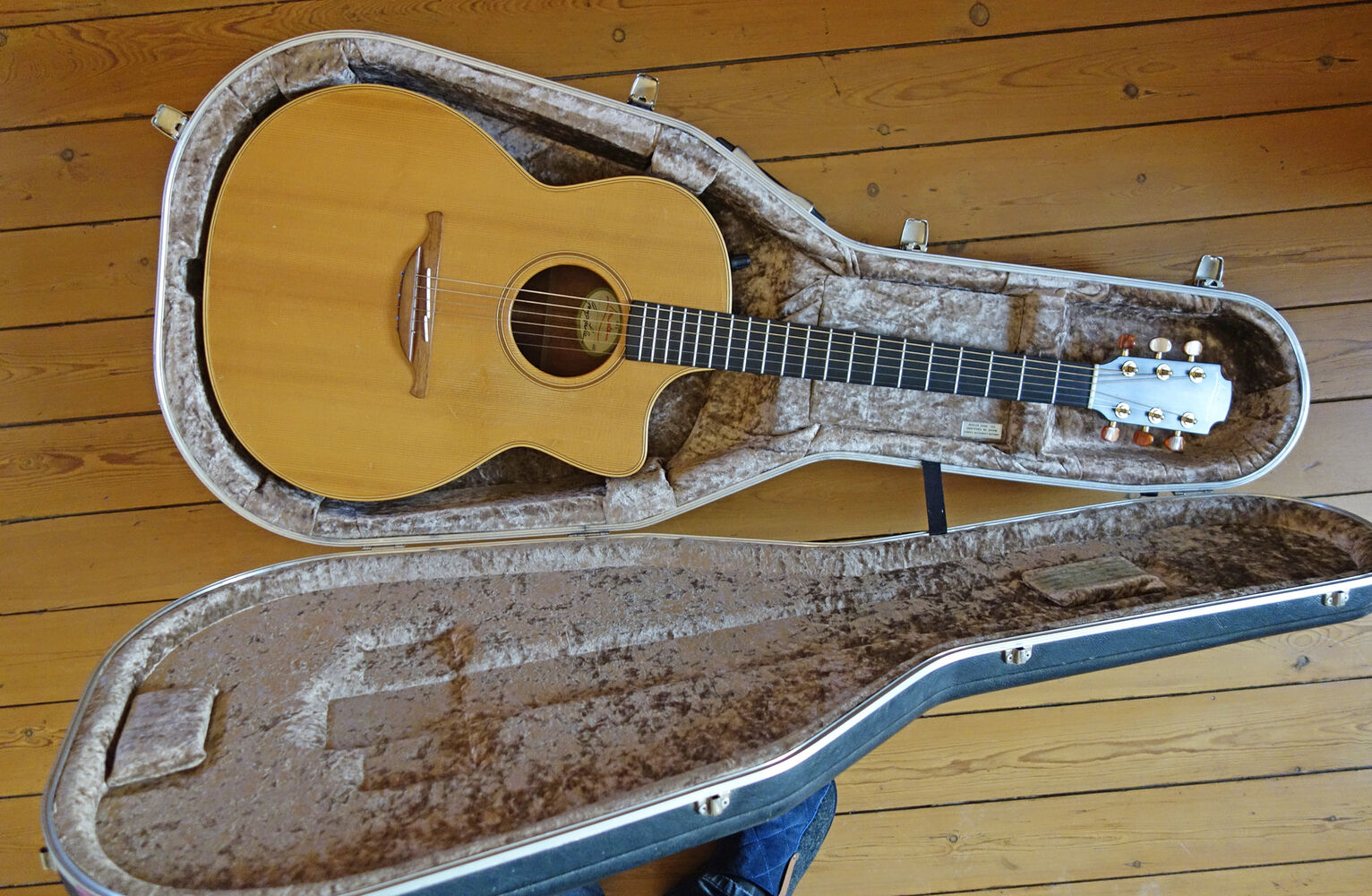 RARE : Lowden LSE1 (made in Ireland)