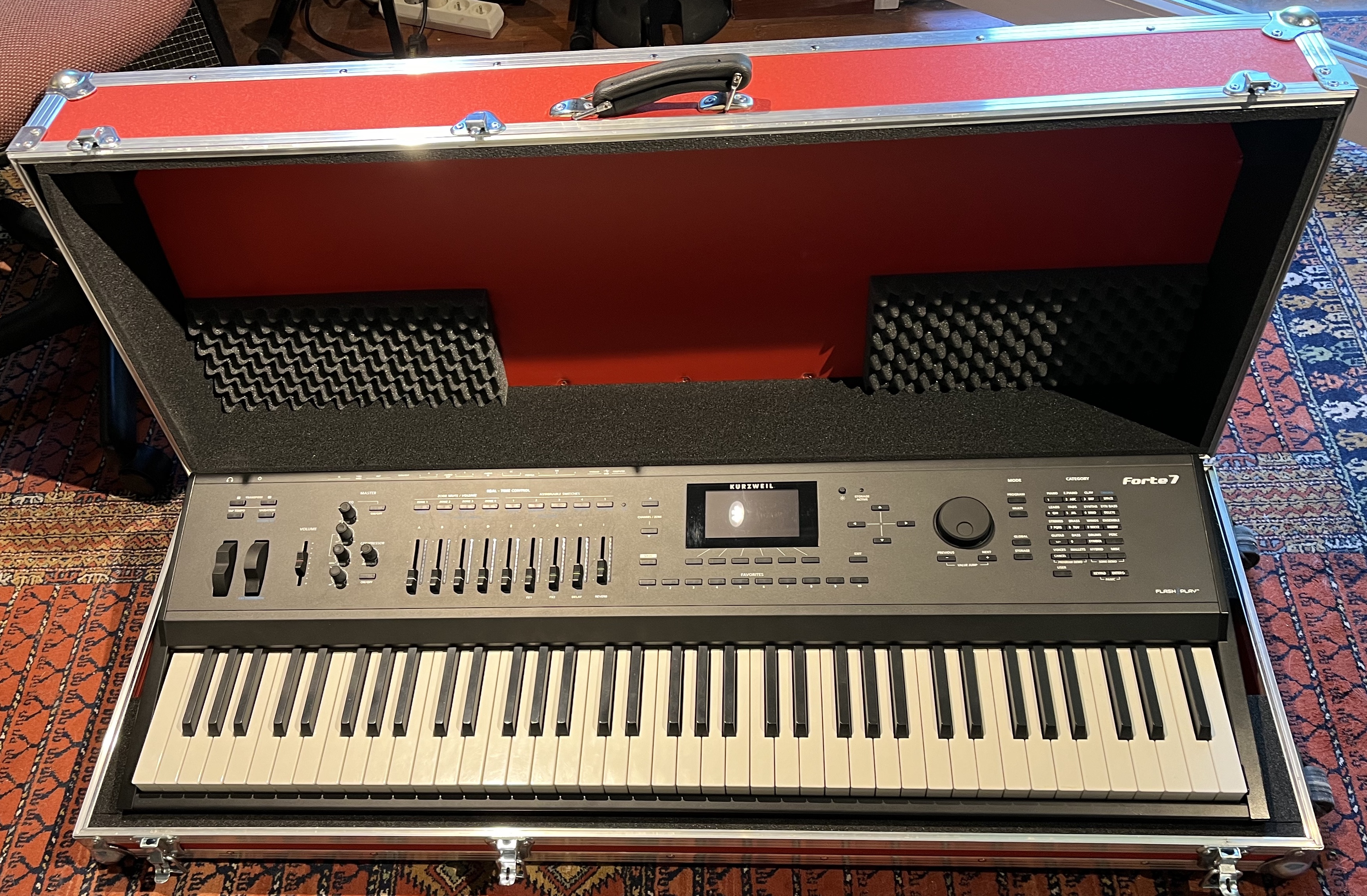Kurzweil Forte 7 (75852)