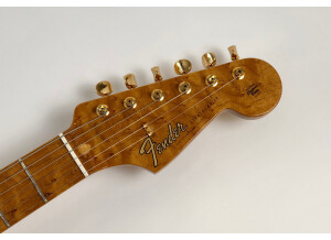 Fender Spalted Maple Top Artisan Stratocaster Maple (90703)