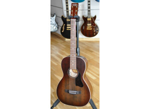 Art & Lutherie Roadhouse A/E (86316)