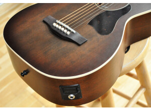Art & Lutherie Roadhouse A/E (71050)