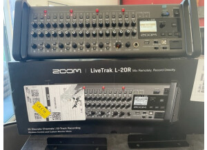 Zoom LiveTrak L-20R (40115)