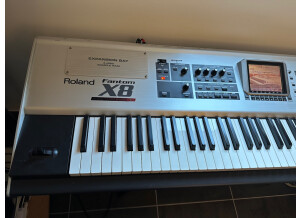 Roland Fantom X8