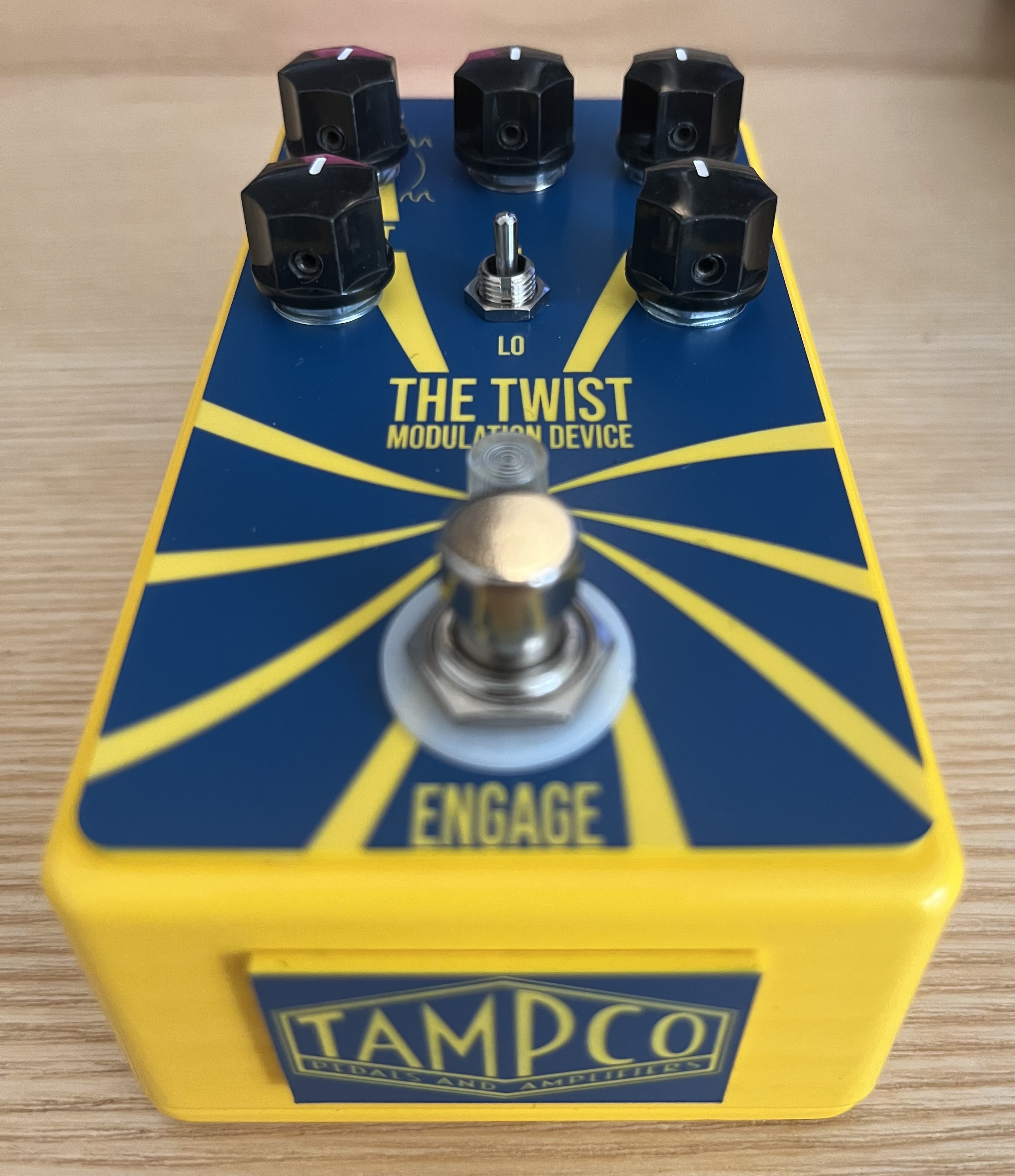 TAMPCO Pedals and Amplifiers The Twist Modulation Device