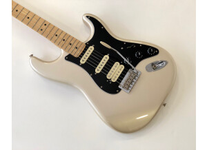 Fender Deluxe Strat HSS [2020-2021] (98388)