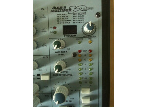 Alesis Multimix 12 USB (80758)