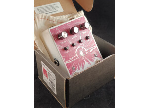EarthQuaker Devices Astral Destiny (57343)