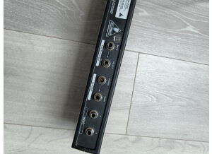 Behringer Racktuner BTR2000