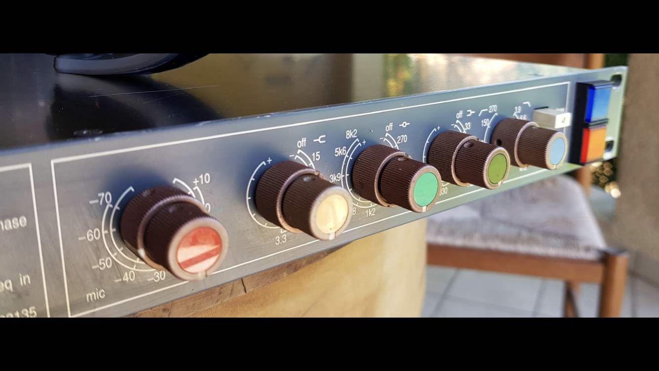 Neve 33135 Très bon état transfos Carnhill