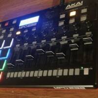 Je vends mon contrôleur midi AKAI MPD232 16 pads