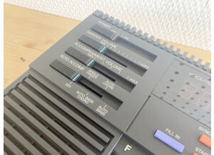 YAMAHA PSS-170 9884