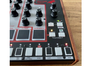 Akai Professional Rhythm Wolf