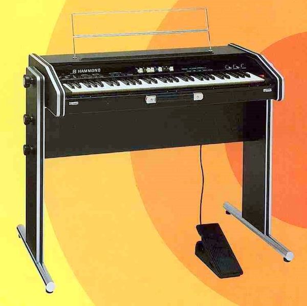 VDS UN ORGUE HAMMOND B-100