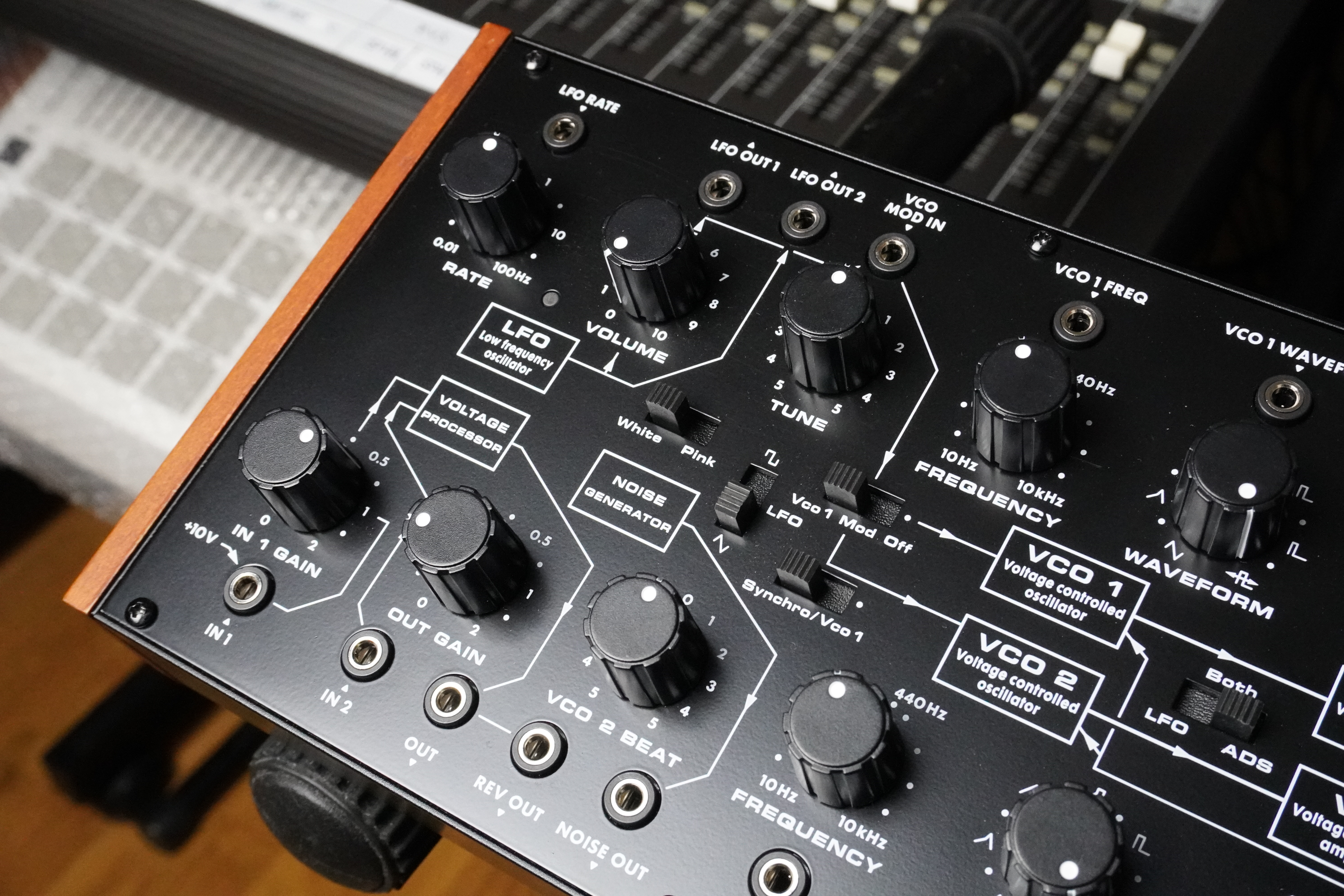 Kobol Expander 02tof 07 Zoom Gauche