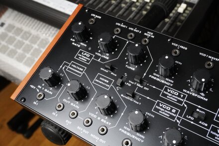 Kobol Expander 02tof 07 Zoom Gauche Kobol Expander 02tof 07 Zoom Gauche