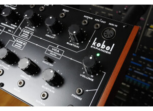 Kobol Expander 02tof 09 Zoom Droite