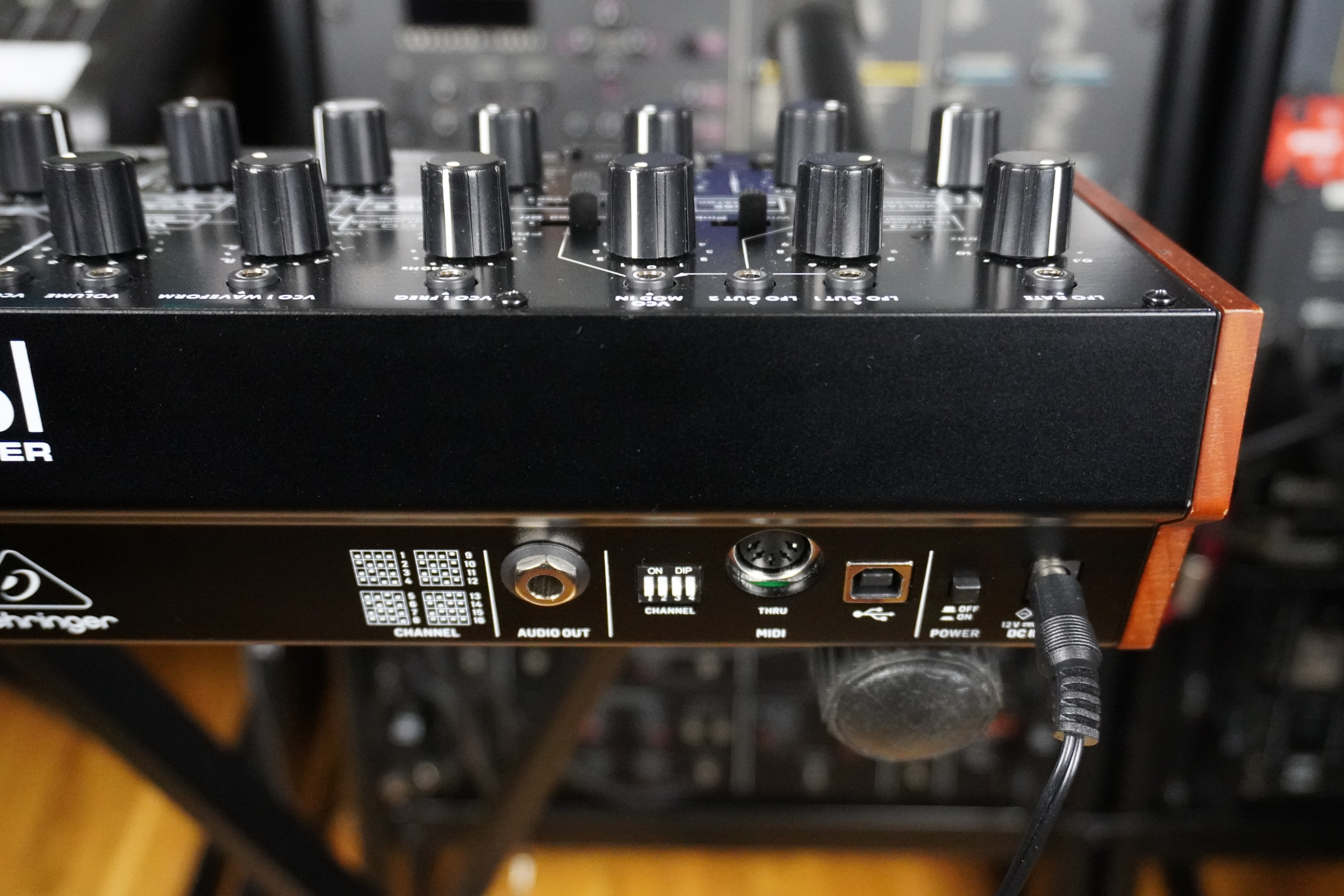 Kobol Expander 02tof 14 Arri&egrave;re Prises