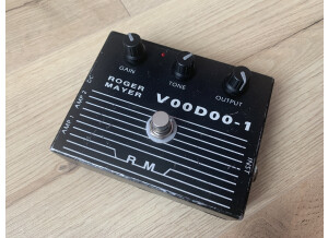 Roger Mayer Voodoo-1