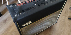Vends Vox AC30 CC2X (sur roulettes, avec footswitch)