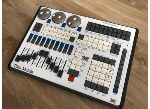 Avolites Titan Mobile (66204)