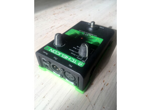 TCHELICON B