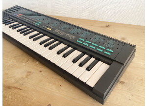 YAMAHA PSS-170 9880