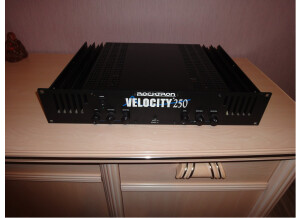 Rocktron Velocity 250 (59751)