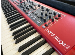 Clavia Nord Stage 2 76