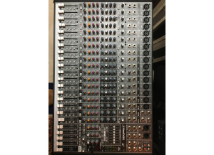 Mackie ProFX22 (627)