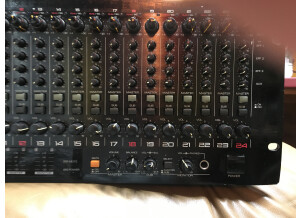 Roland M 240 R