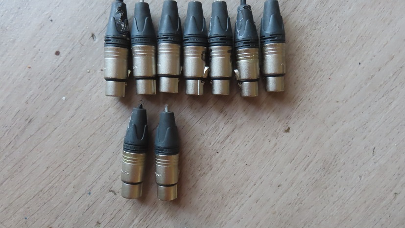 vends fiche NEUTRIK XLR 