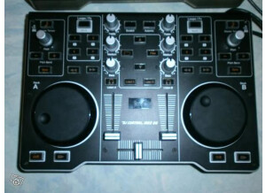 Hercules DJ Control MP3 e2 (8120)