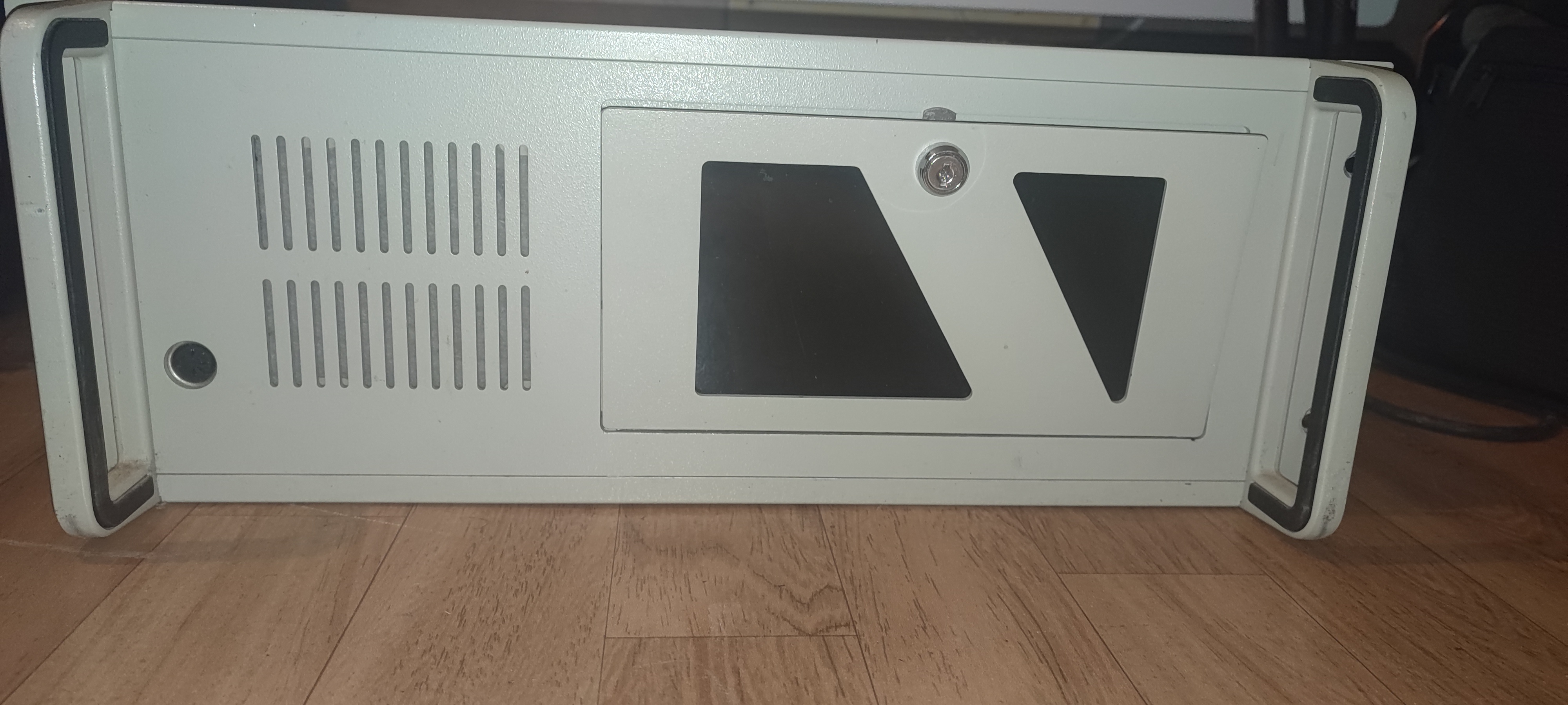 Vend boitier rack serveur 