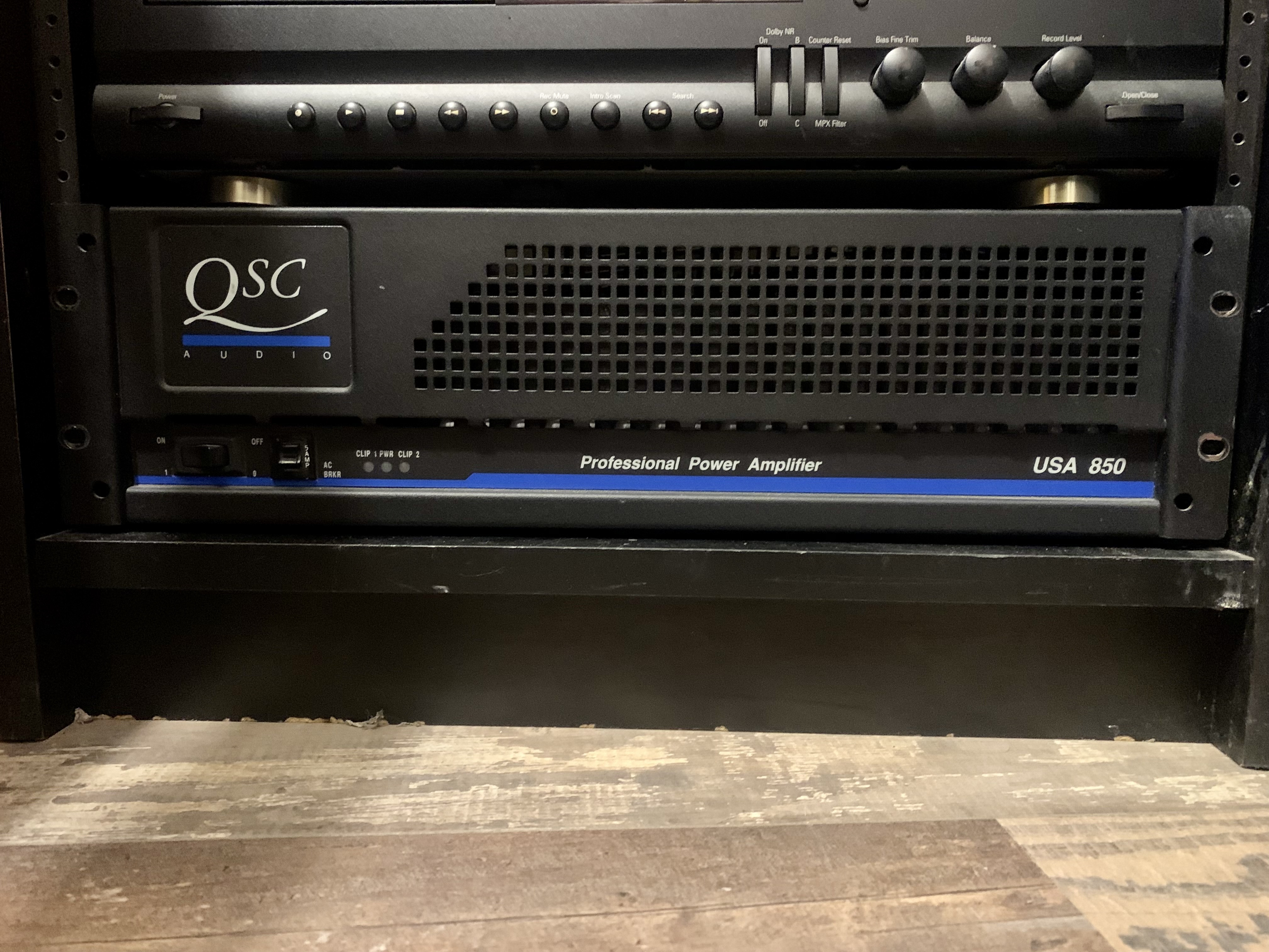 QSC USA 850 Power Amplifier