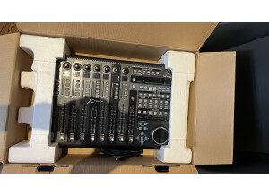 Behringer X-Touch (72736)