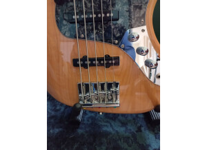 Squier Classic Vibe ‘70s Jazz Bass V