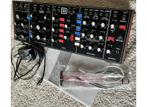 Behringer Model D (2363)